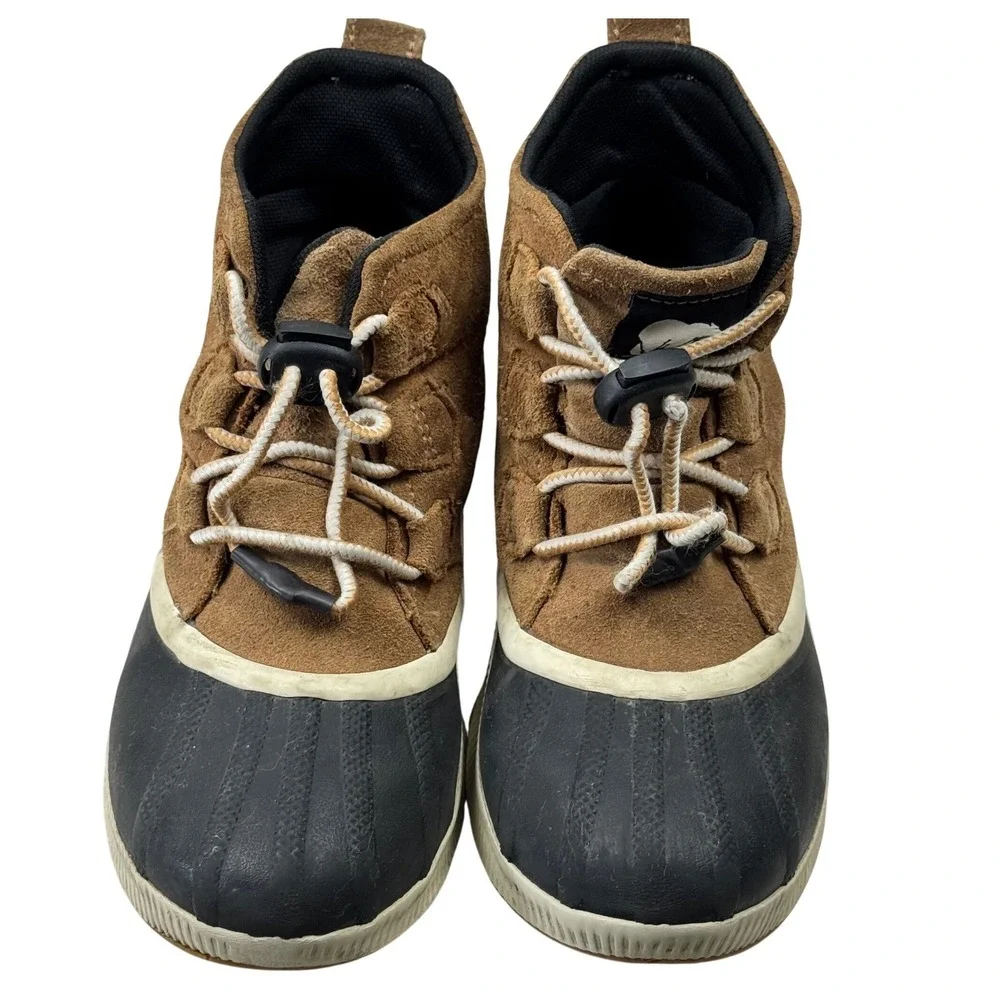 Sorel Out N About Classic Boots Kids 4 Elk Black Waterproof Suede NY4564-224